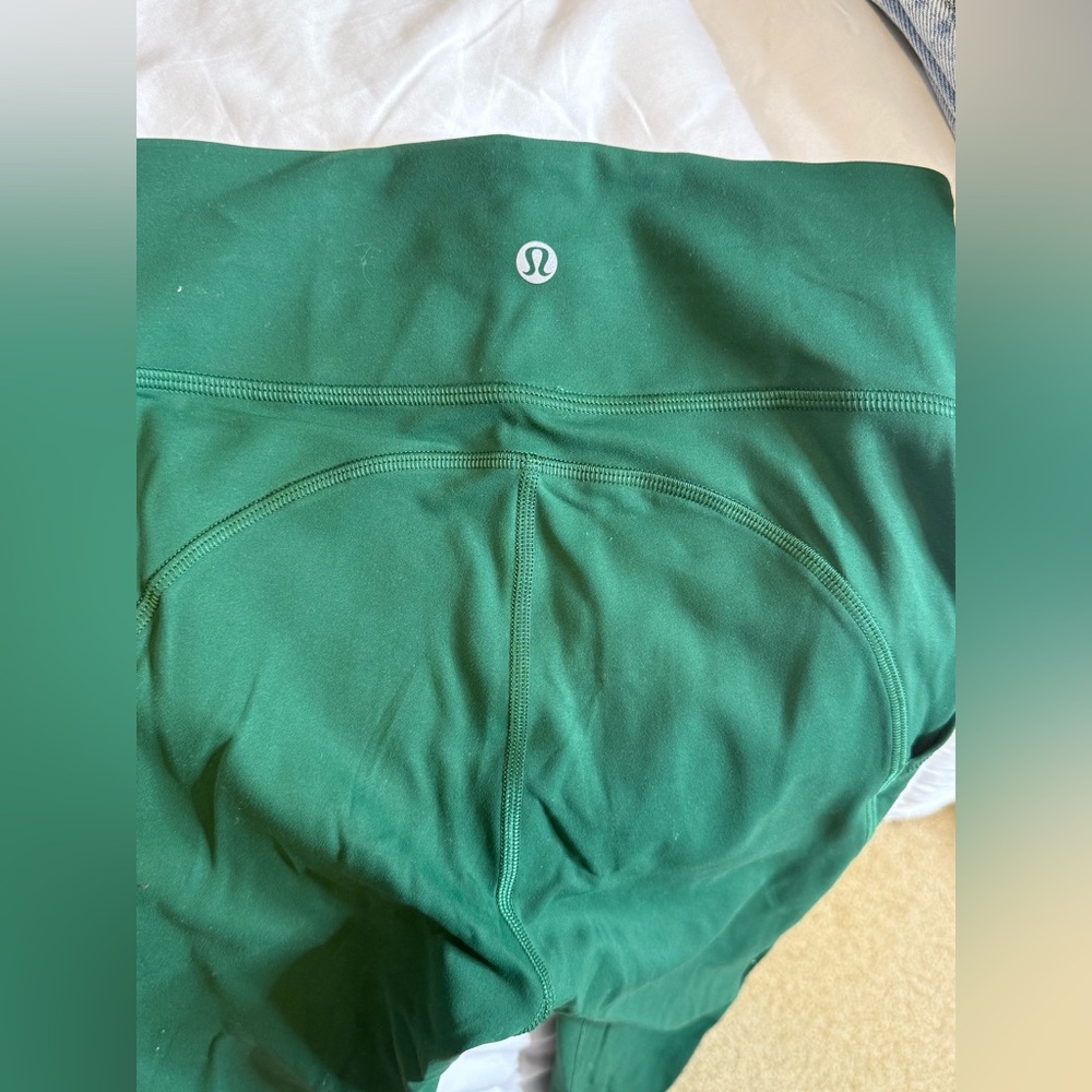 Lululemon Invigorate High-Rise Tight 25" in Everglade Green, Size 4 - Picture 5 of 6